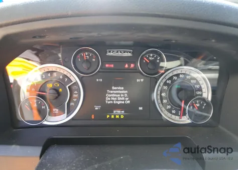 2023 Ram 1500 Classic Slt z USA, uszkodzony, nr VIN 1C6RR7LG3PS527485